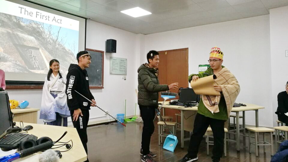 生技基地班1701班同学“英语口语”教学观摩课