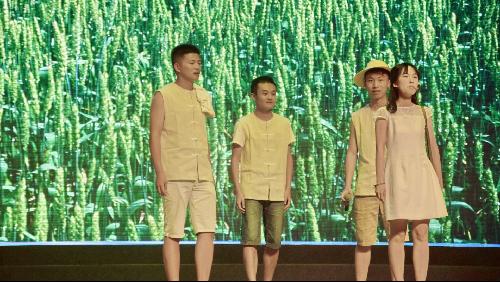 员工倾情演绎